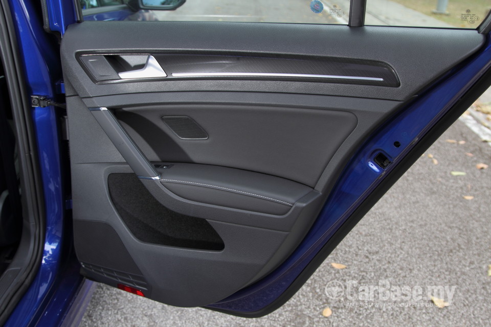 Volkswagen Golf R Mk7 R (2014) Interior