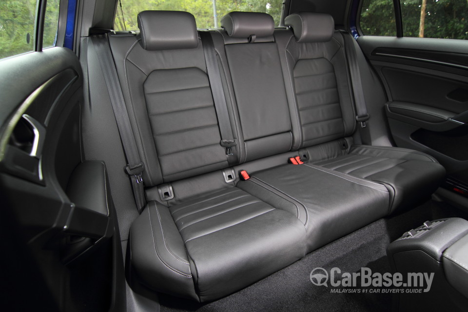 Volkswagen Golf R Mk7 R (2014) Interior