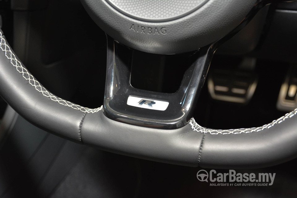 Volkswagen Golf R Mk7.5 R (2018) Interior
