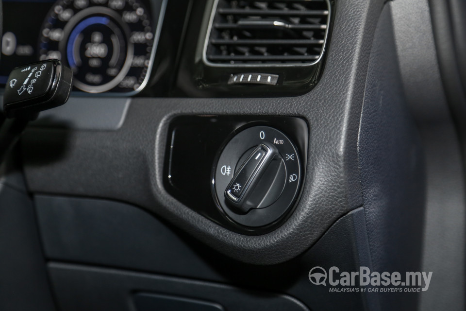 Volkswagen Golf R Mk7.5 R (2018) Interior