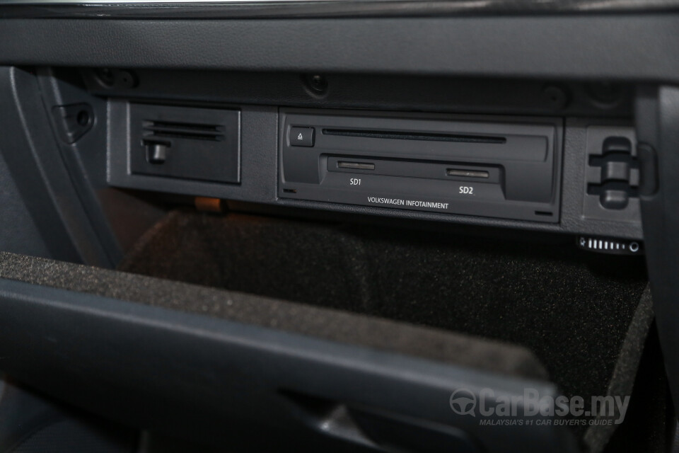 Chevrolet Cruze J300 (2012) Interior