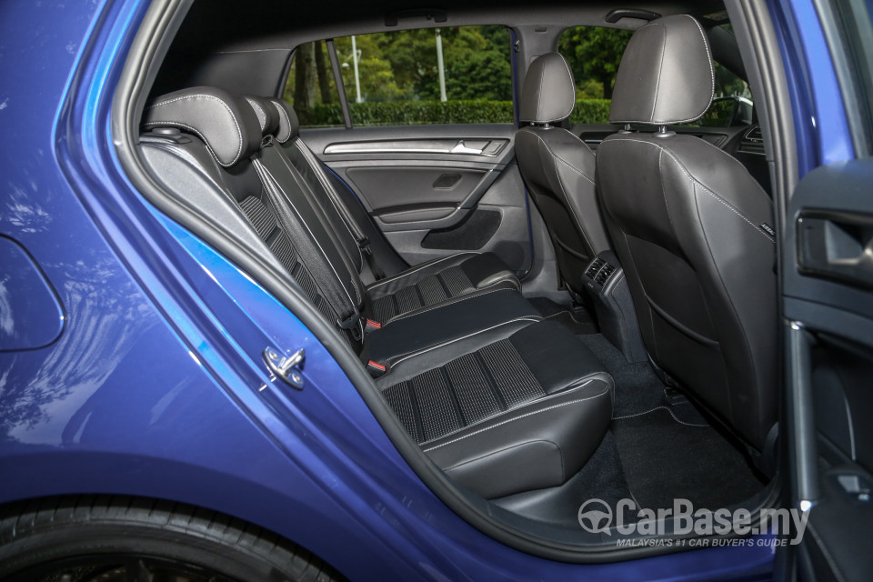 Volkswagen Golf R Mk7.5 R (2018) Interior