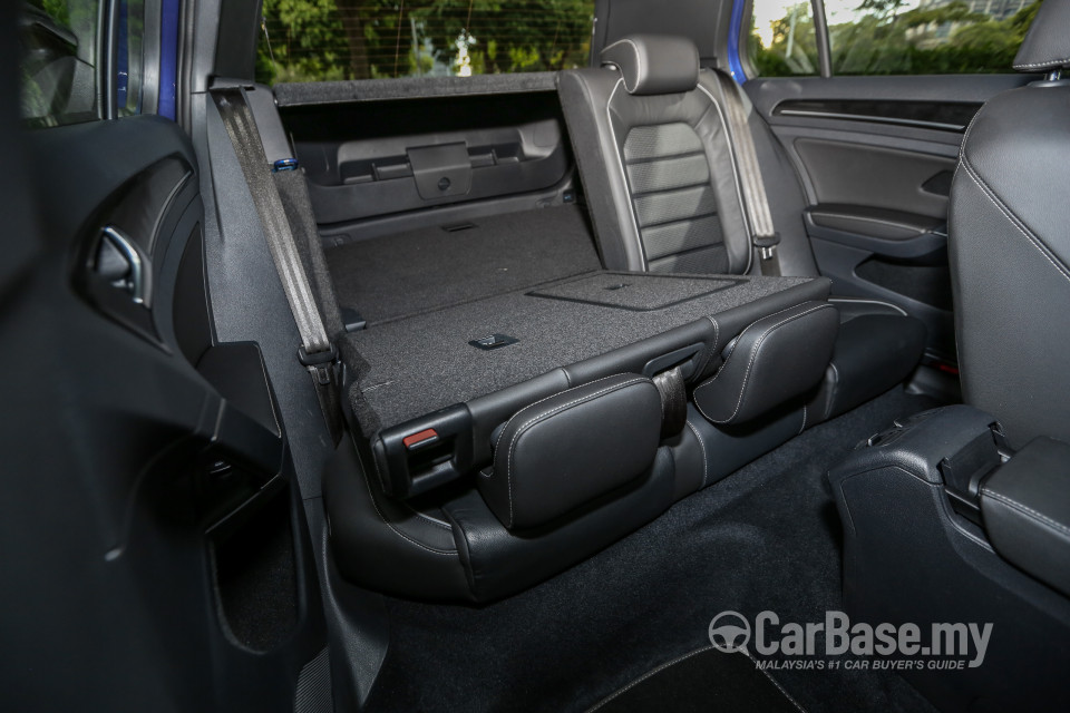 Volkswagen Golf R Mk7.5 R (2018) Interior