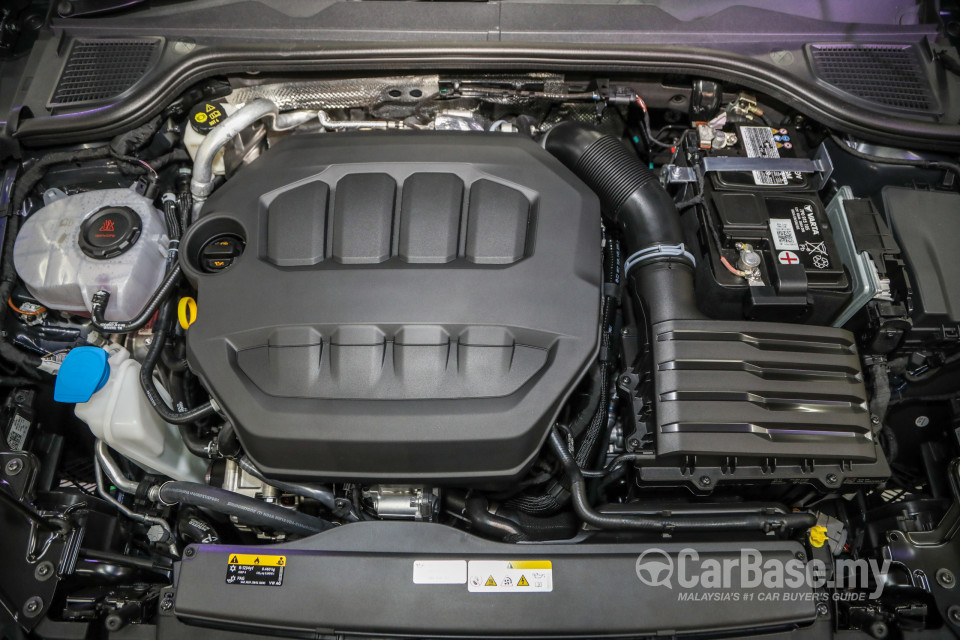 Volkswagen Golf R Mk8 R (2022) Exterior