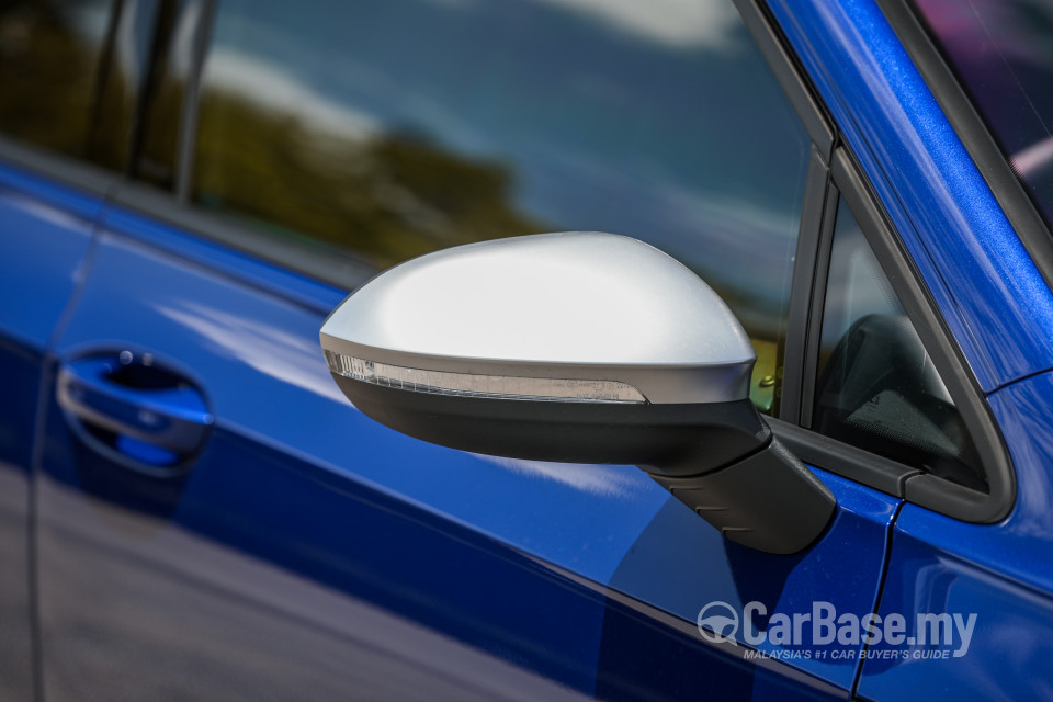 Volkswagen Golf R Mk8 R (2022) Exterior
