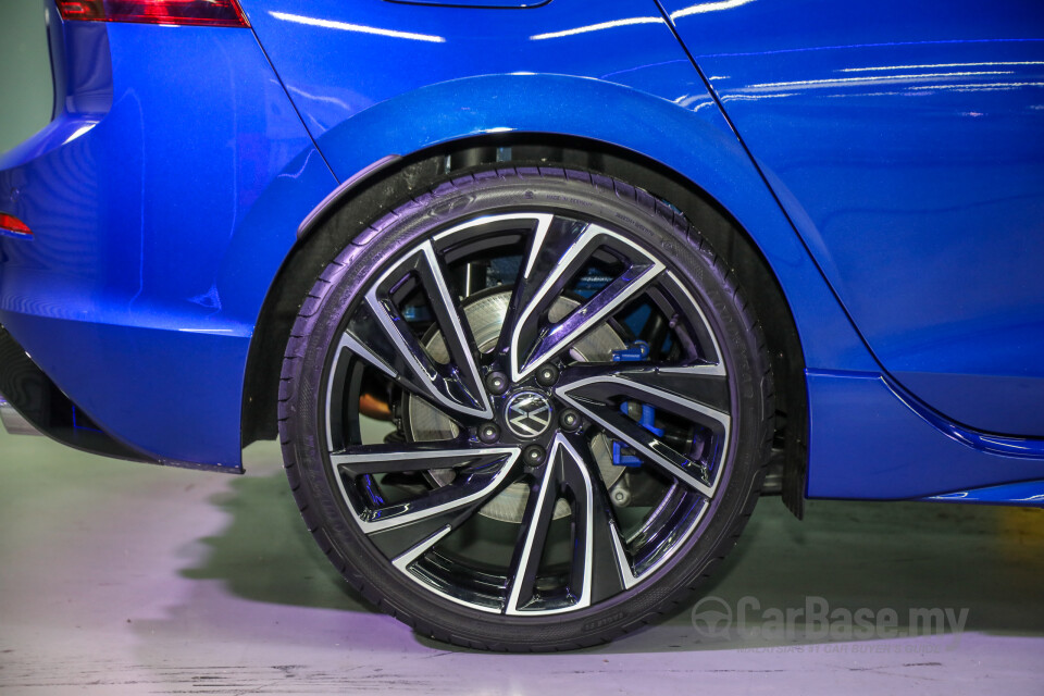 Volkswagen Golf R Mk8 R (2022) Exterior