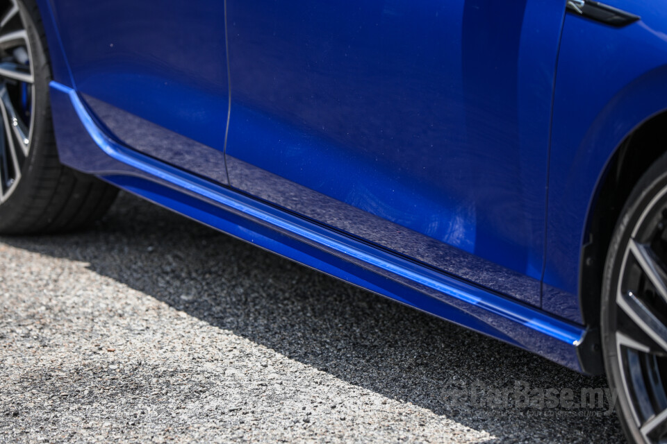 Volkswagen Golf R Mk8 R (2022) Exterior