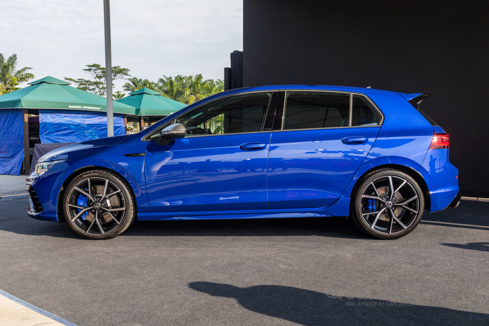 Volkswagen Golf R Mk8 R (2022) Exterior