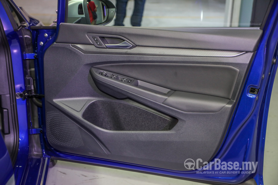 Volkswagen Golf R Mk8 R (2022) Interior