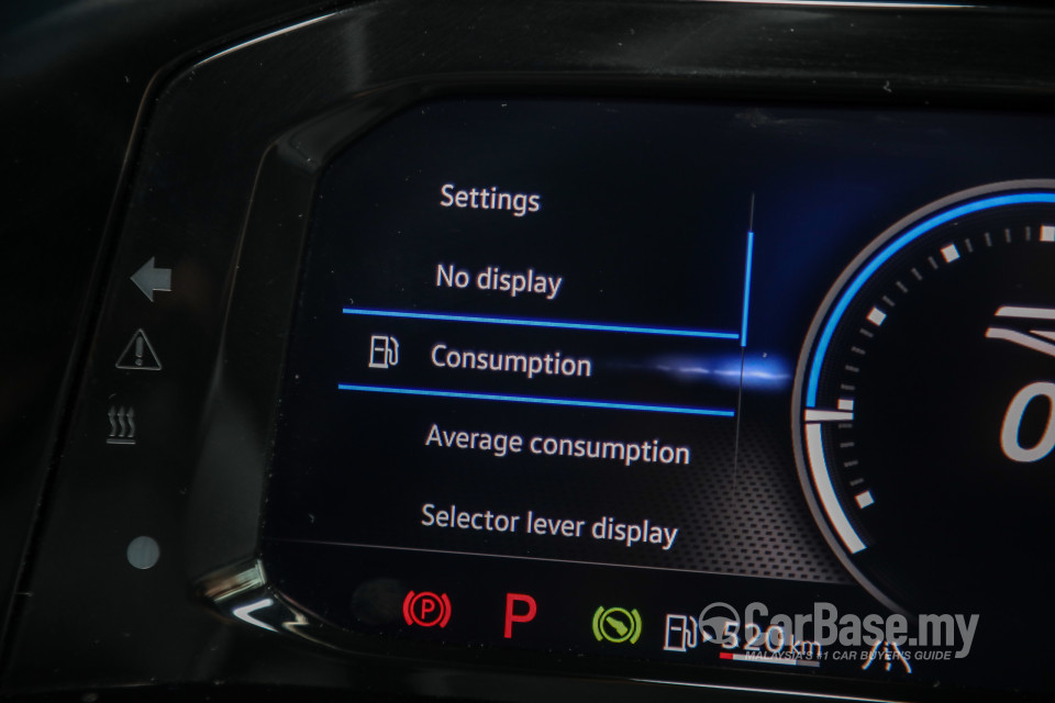 Volkswagen Golf R Mk8 R (2022) Interior
