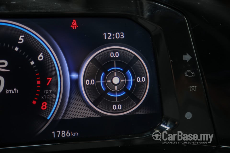 Volkswagen Golf R Mk8 R (2022) Interior