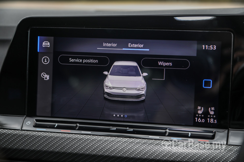 Volkswagen Golf R Mk8 R (2022) Interior
