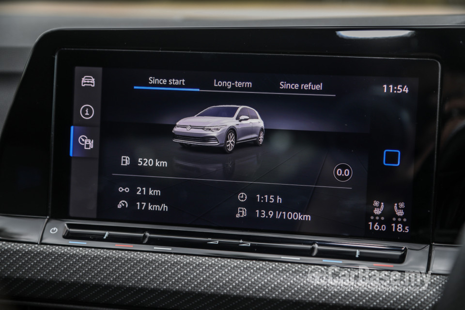 Volkswagen Golf R Mk8 R (2022) Interior