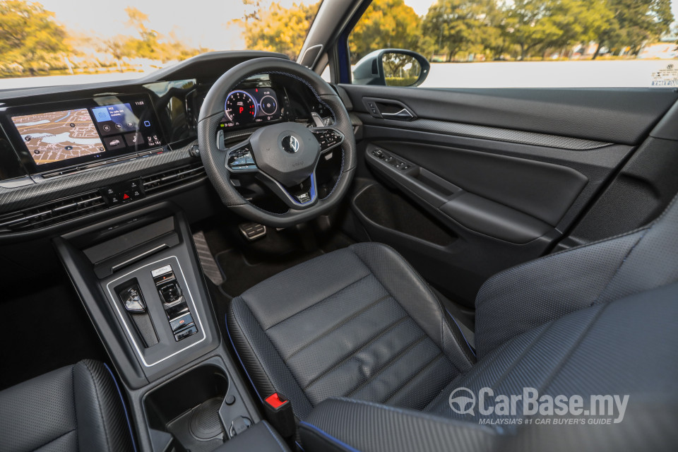 Volkswagen Golf R Mk8 R (2022) Interior