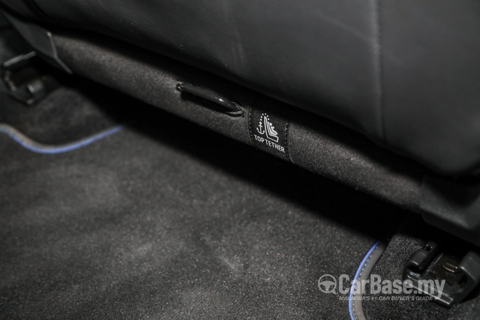 Volkswagen Golf R Mk8 R (2022) Interior