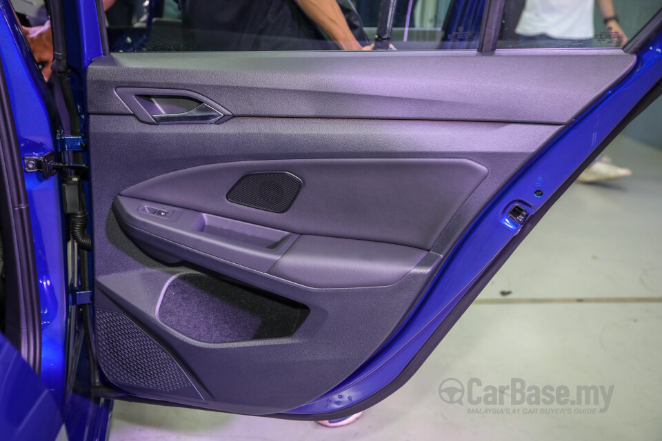 Volkswagen Golf R Mk8 R (2022) Interior