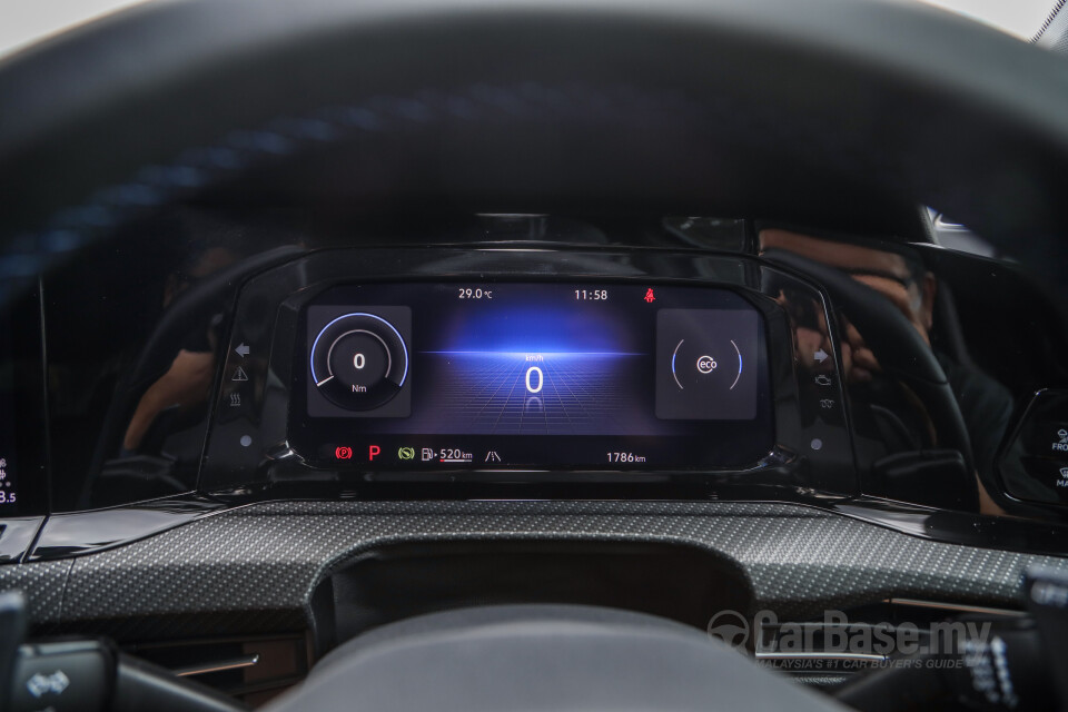Volkswagen Golf R Mk8 R (2022) Interior