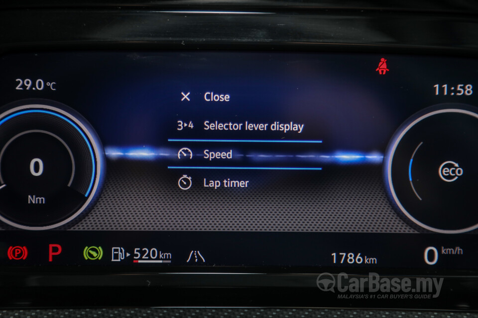 Volkswagen Golf R Mk8 R (2022) Interior