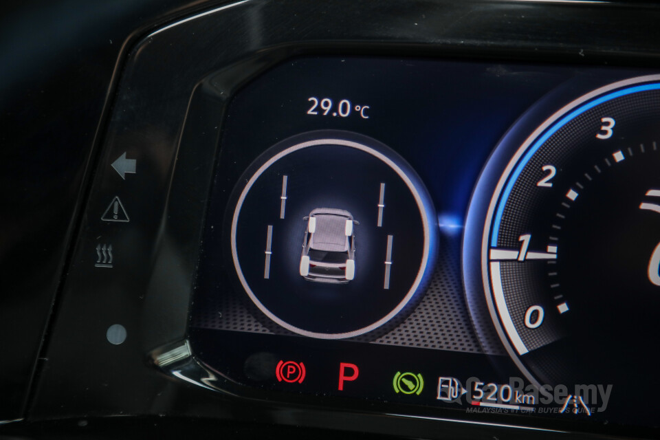 Volkswagen Golf R Mk8 R (2022) Interior