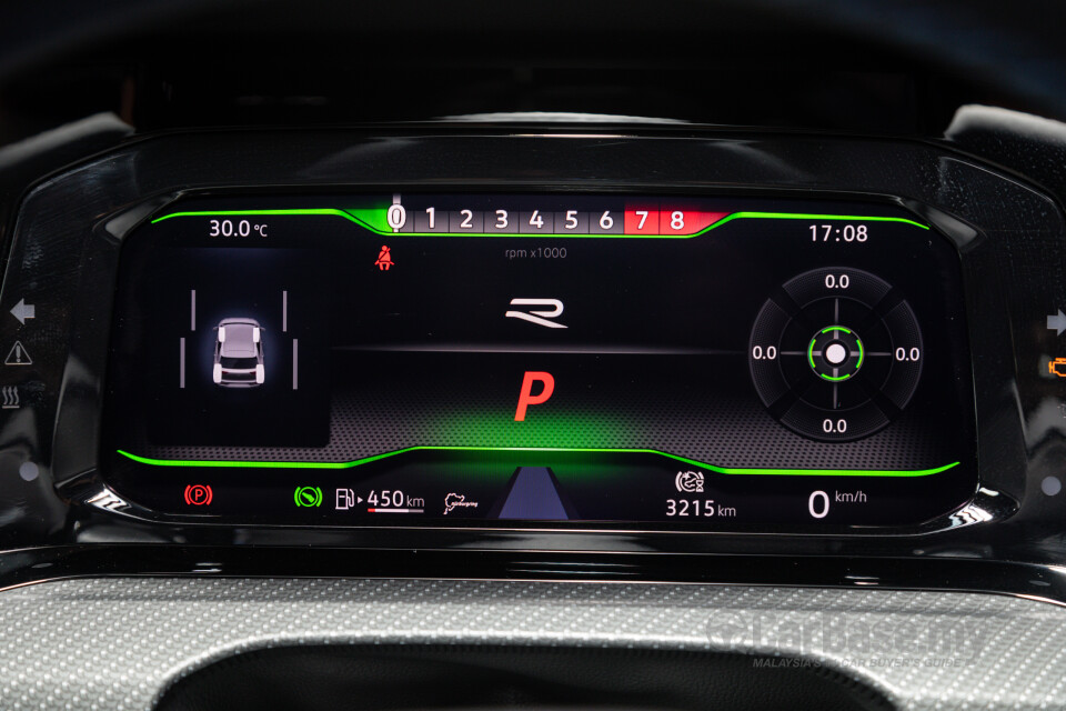 Volkswagen Golf R Mk8 R (2022) Interior