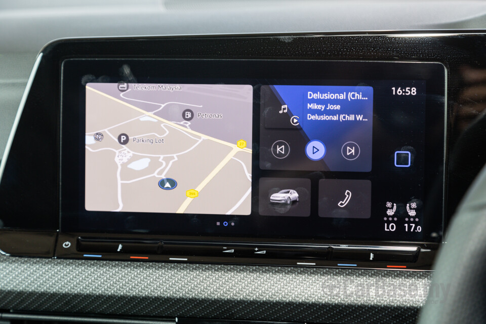 Volkswagen Golf R Mk8 R (2022) Interior