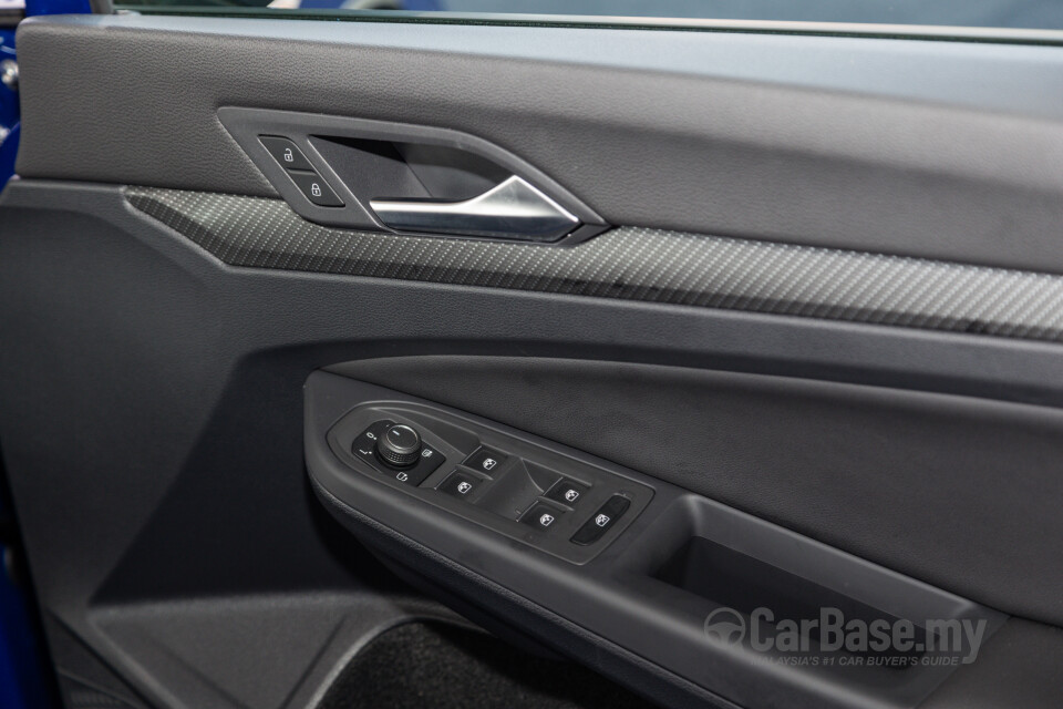 Volkswagen Golf R Mk8 R (2022) Interior