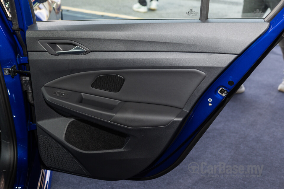Volkswagen Golf R Mk8 R (2022) Interior