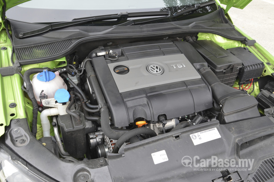 Volkswagen Scirocco R Mk3 (2012) Exterior