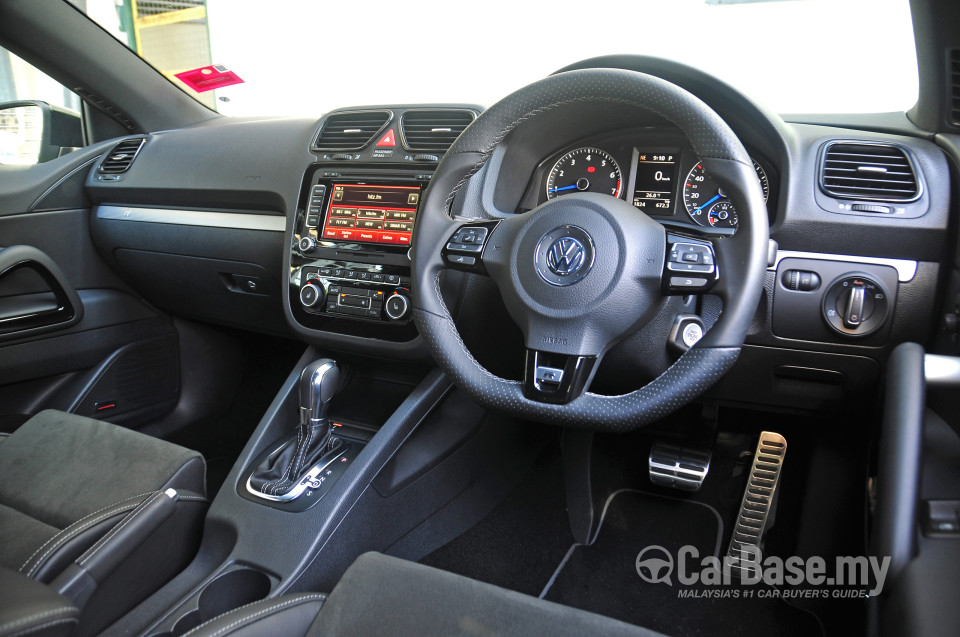 Volkswagen Scirocco R Mk3 (2012) Interior