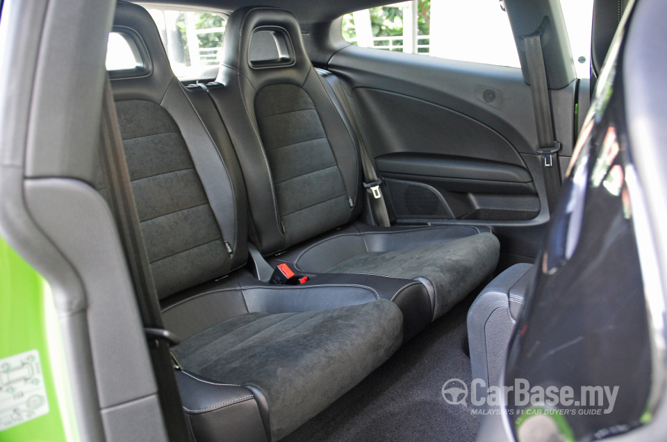 Volkswagen Scirocco R Mk3 (2012) Interior