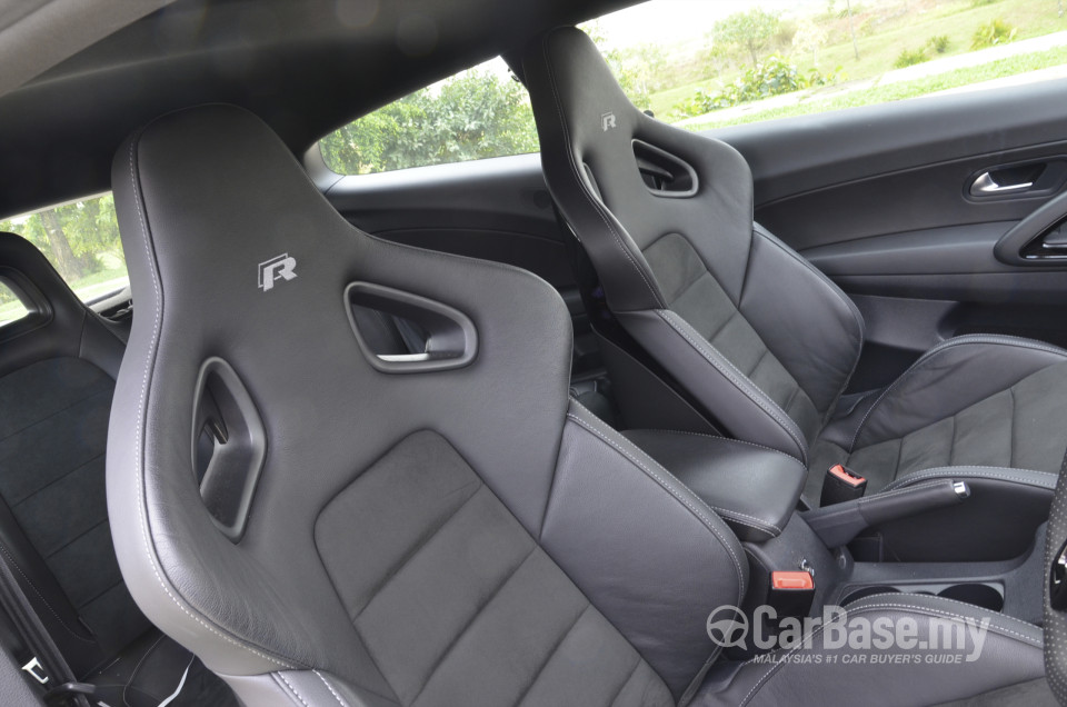 Volkswagen Scirocco R Mk3 (2012) Interior