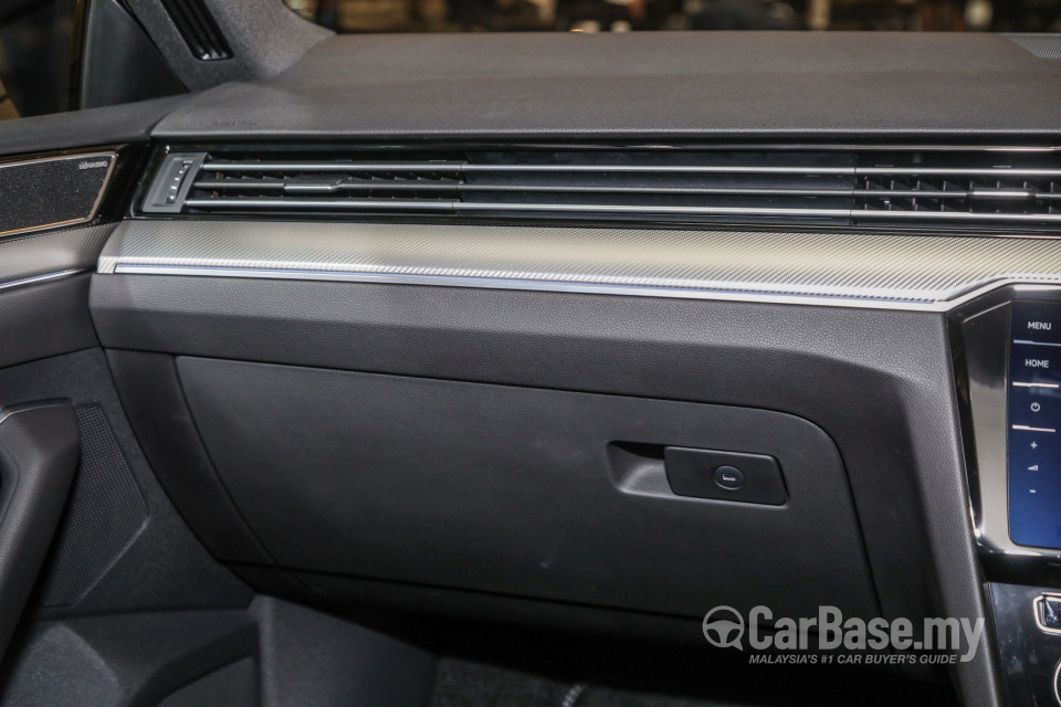 Volkswagen Arteon Mk1 (2020) Interior