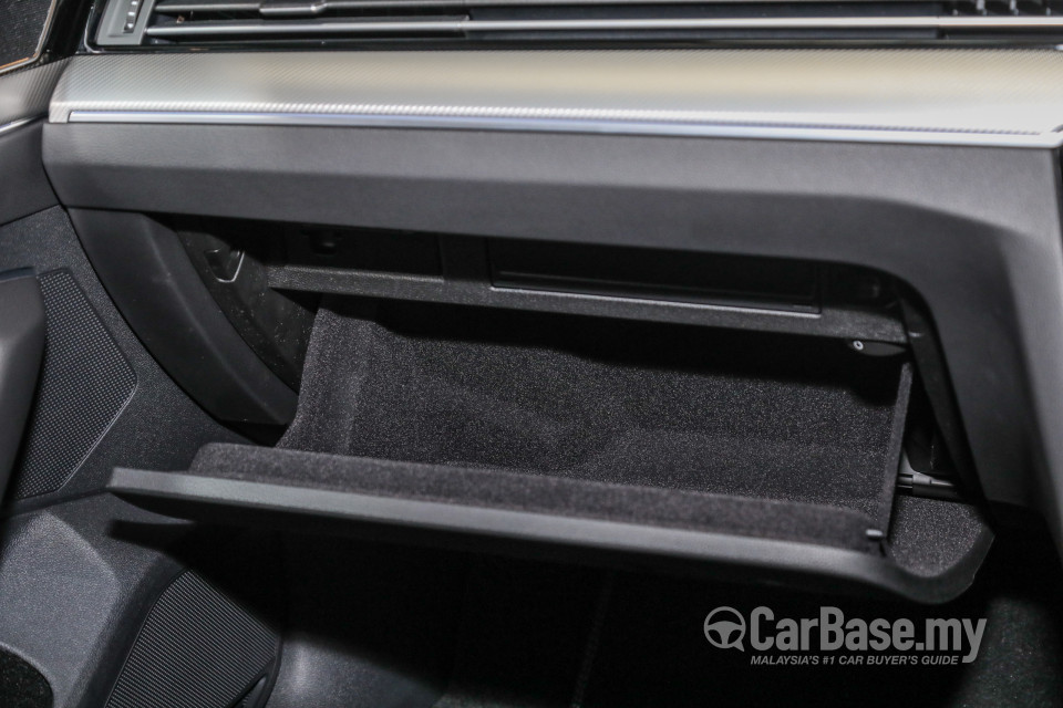 Volkswagen Arteon Mk1 (2020) Interior