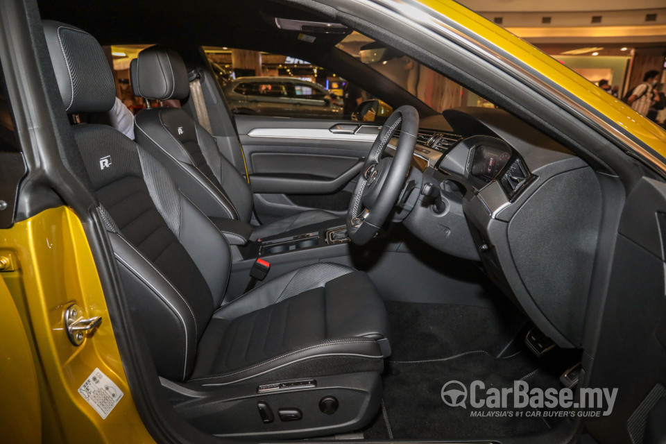 Volkswagen Arteon Mk1 (2020) Interior
