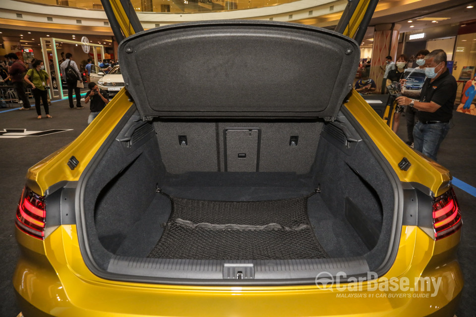 Volkswagen Arteon Mk1 (2020) Interior
