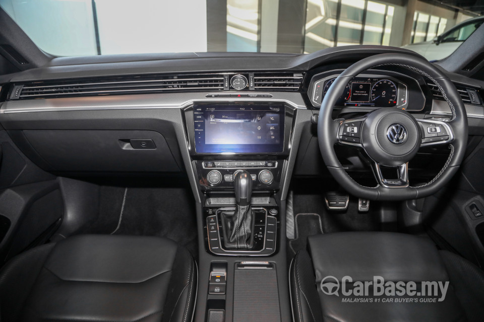 Volkswagen Arteon Mk1 (2020) Interior