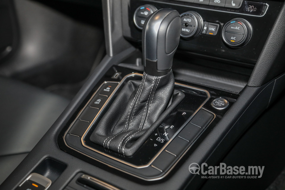 Volkswagen Arteon Mk1 (2020) Interior