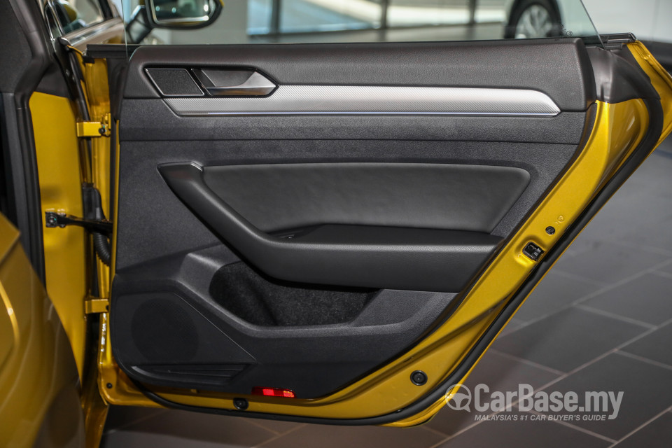 Volkswagen Arteon Mk1 (2020) Interior