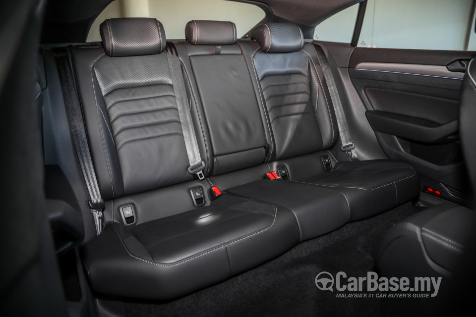 Volkswagen Arteon Mk1 (2020) Interior