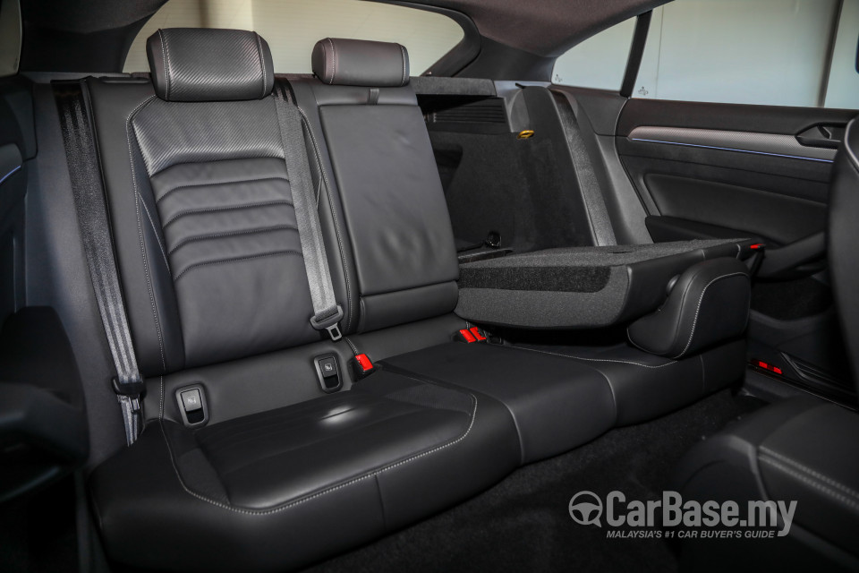 Volkswagen Arteon Mk1 (2020) Interior