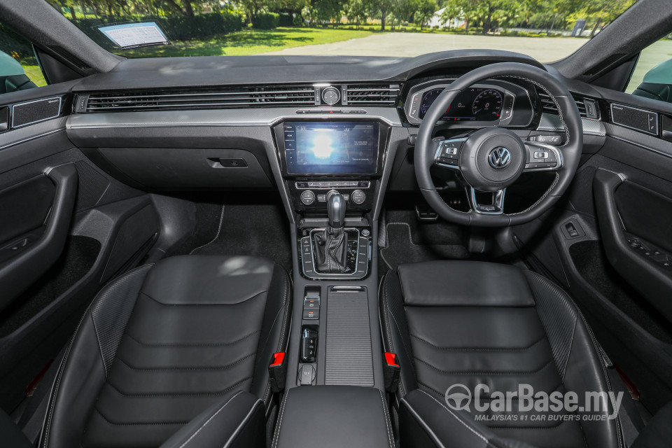 Volkswagen Arteon Mk1 (2020) Interior