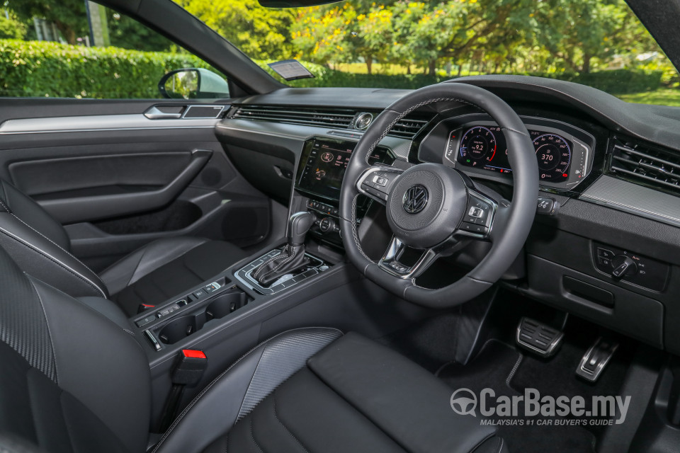 Volkswagen Arteon Mk1 (2020) Interior