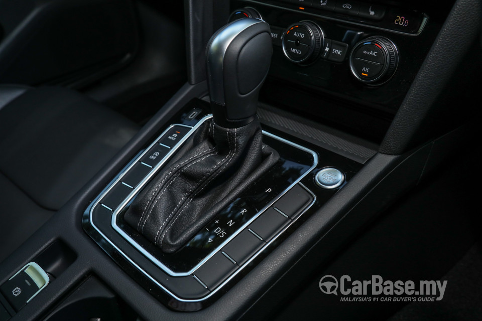 Volkswagen Arteon Mk1 (2020) Interior