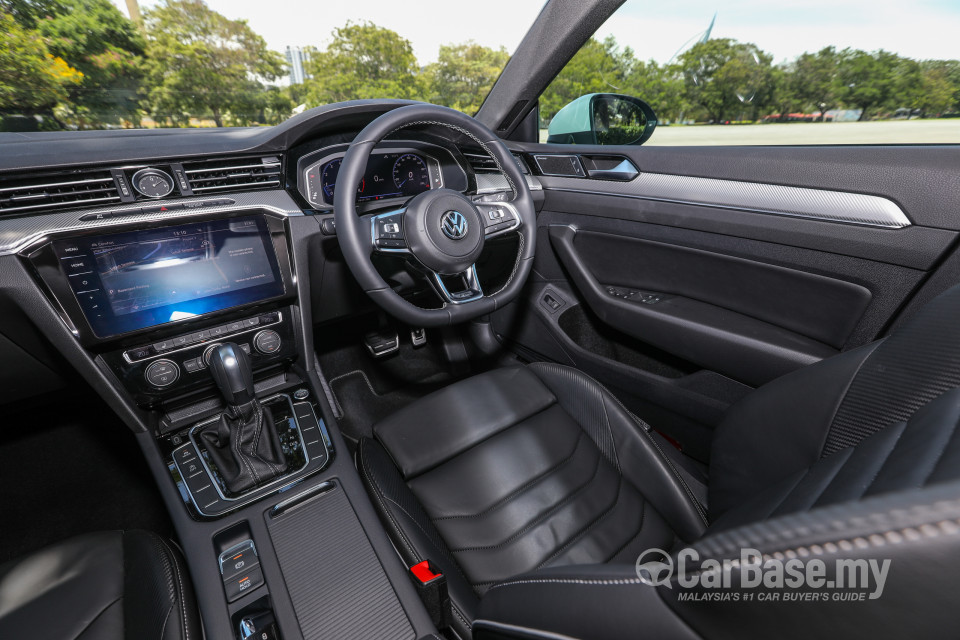 Volkswagen Arteon Mk1 (2020) Interior