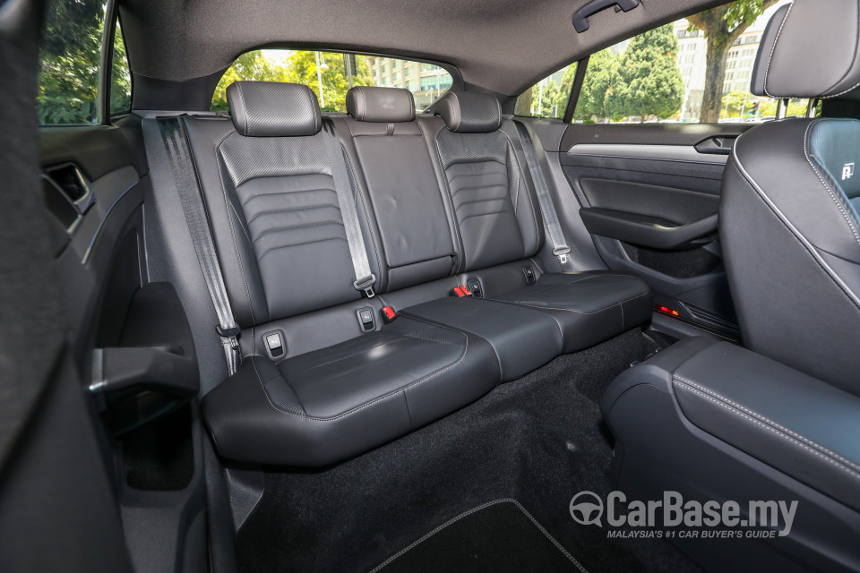 Volkswagen Arteon Mk1 (2020) Interior