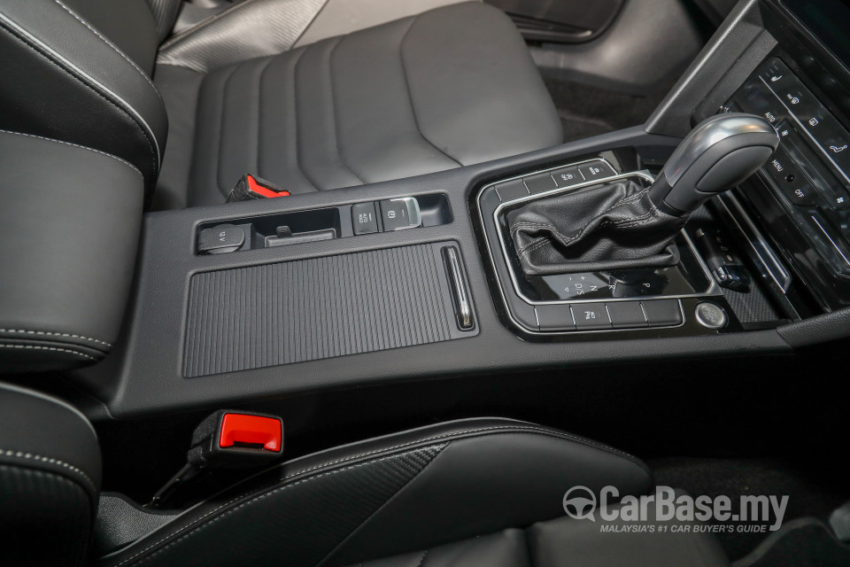 Volkswagen Arteon Mk1.5 (2021) Interior