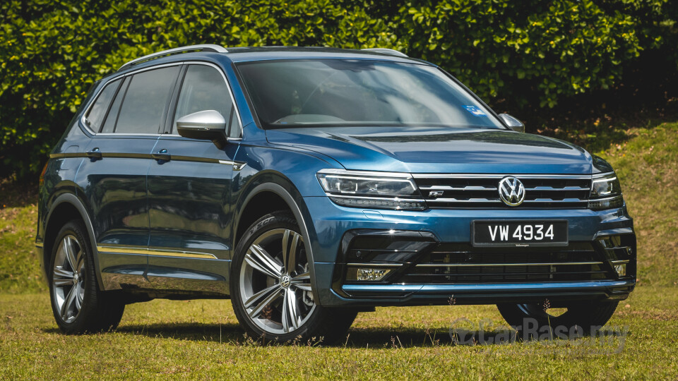 Volkswagen Touareg Mk2 (2010) Exterior