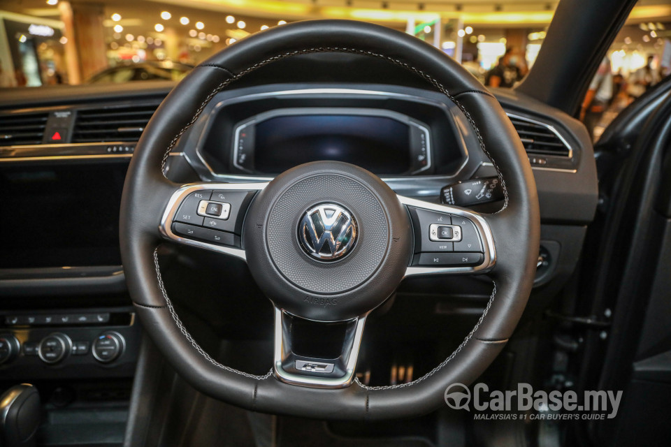 Volkswagen Tiguan Allspace Mk2 (2020) Interior