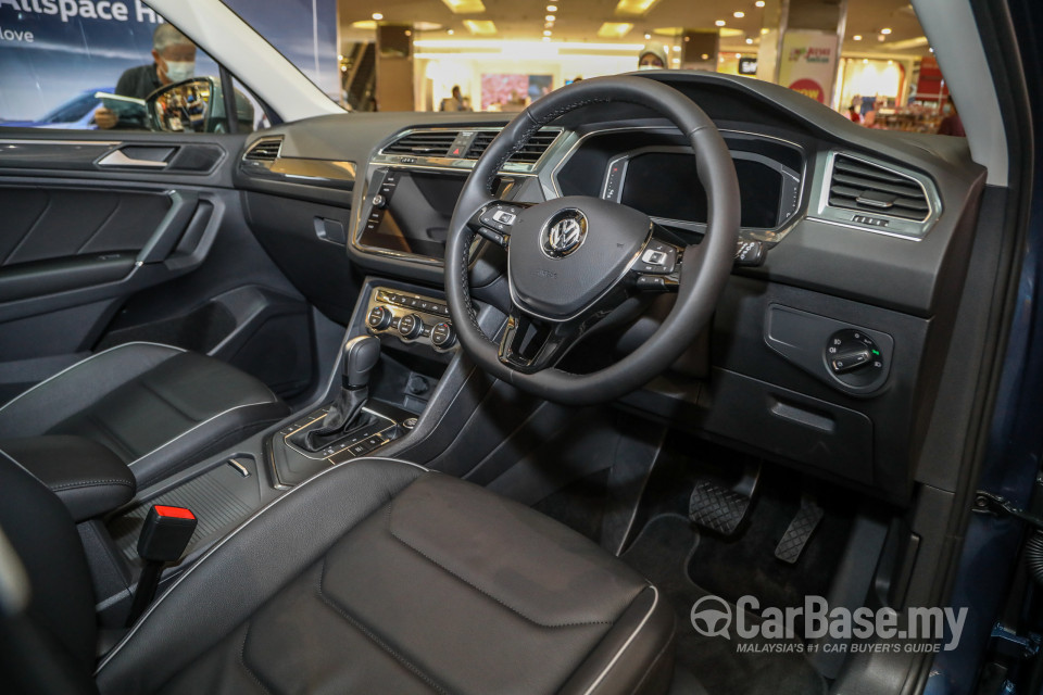 Volkswagen Tiguan Allspace Mk2 (2020) Interior