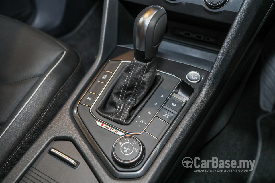 Volkswagen Tiguan Allspace Mk2 (2020) Interior